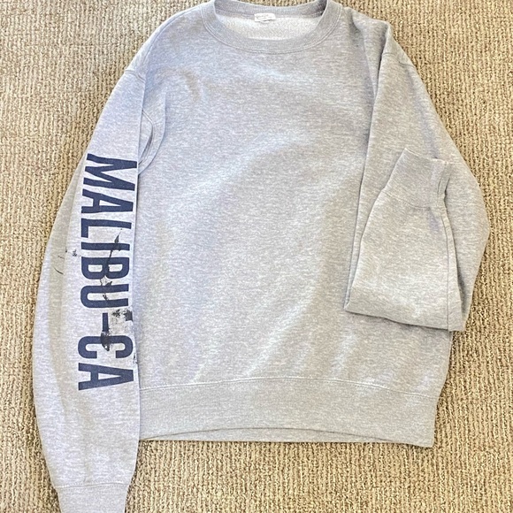 Brandy Melville Sweaters - MALIBU BRANDY MELVILLE SWEATSHIRT